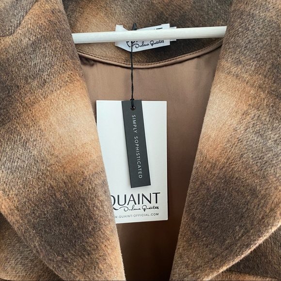 Quaint Official Dora Plaid Wool Coat - Picture 4 of 4